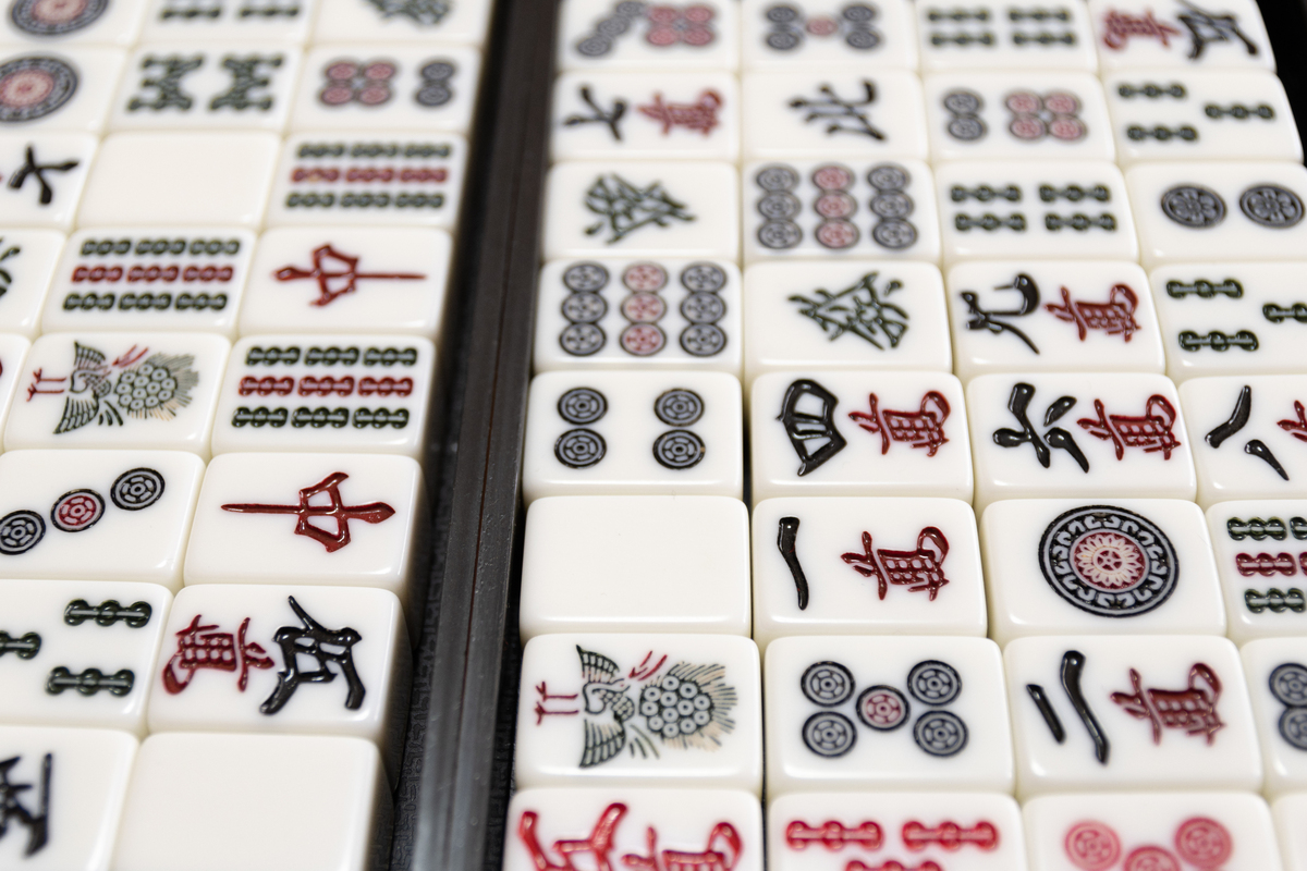 麻将玩法大全：国标、清一色、比赛、花猪、四川、香港、日本 - 全面了解麻将游戏