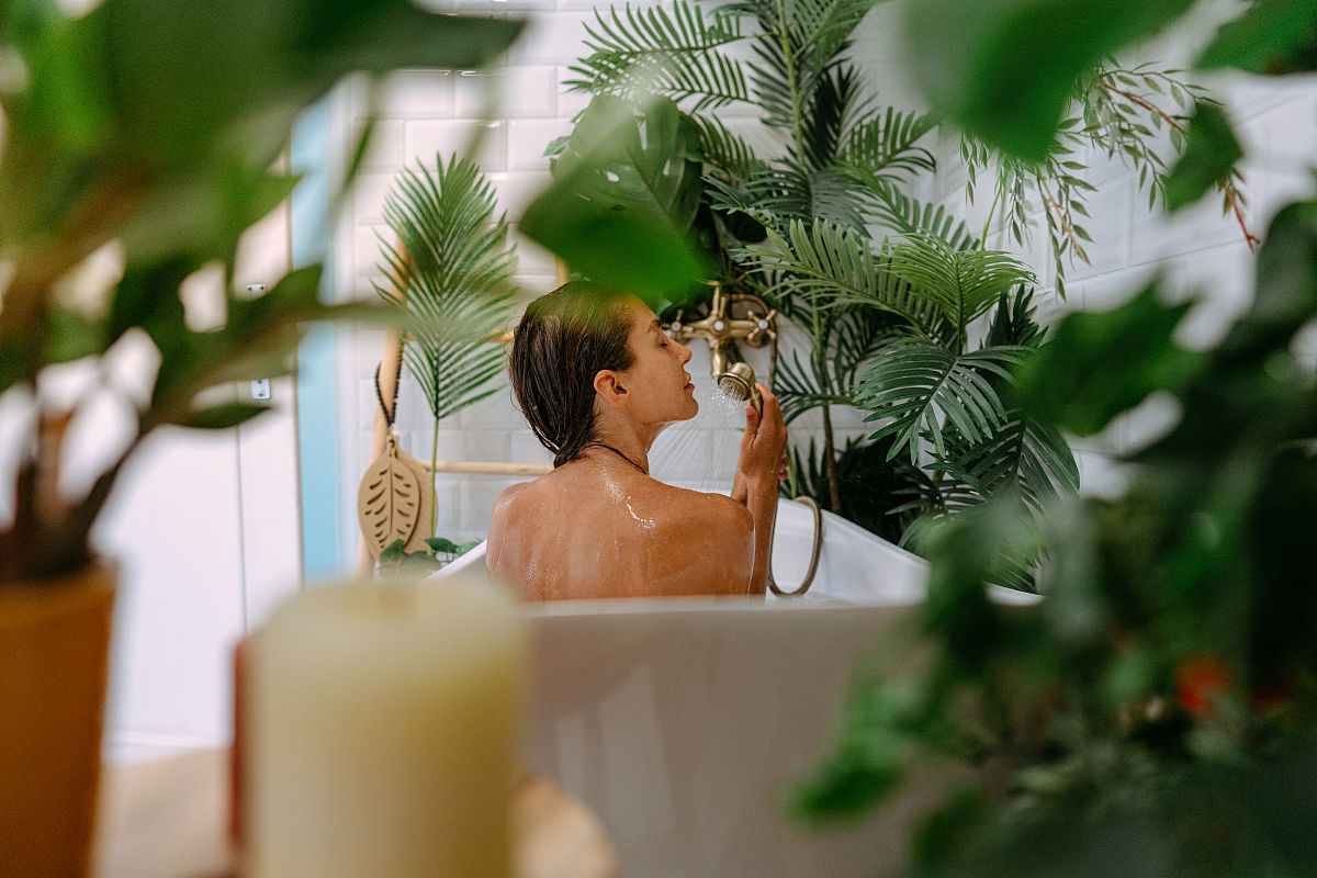 写5个沉浸式75分钟主要描述三重爽肤、背部小放松、头部放松 899元 20秒左右的抖音团购爆款文案