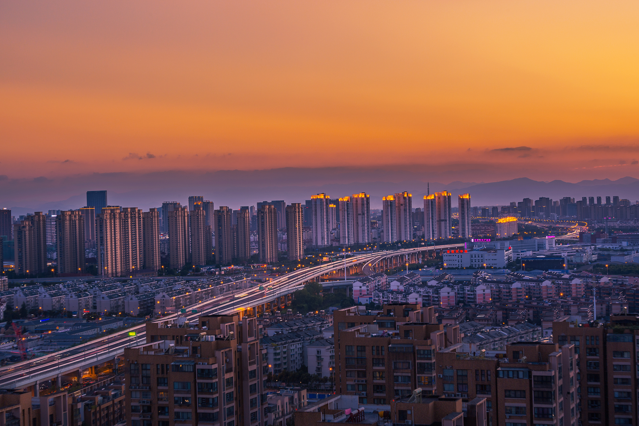 城市黄昏