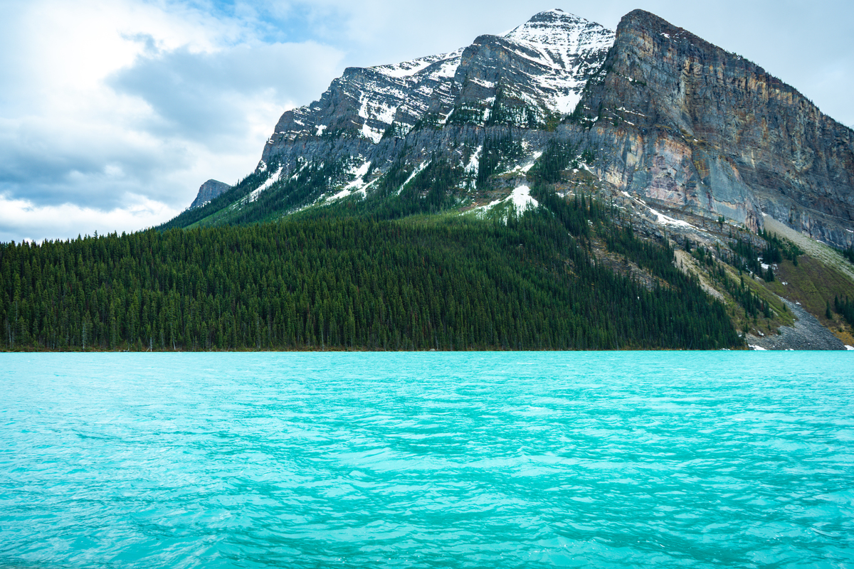 大自然的馈赠：风景优美的魅力