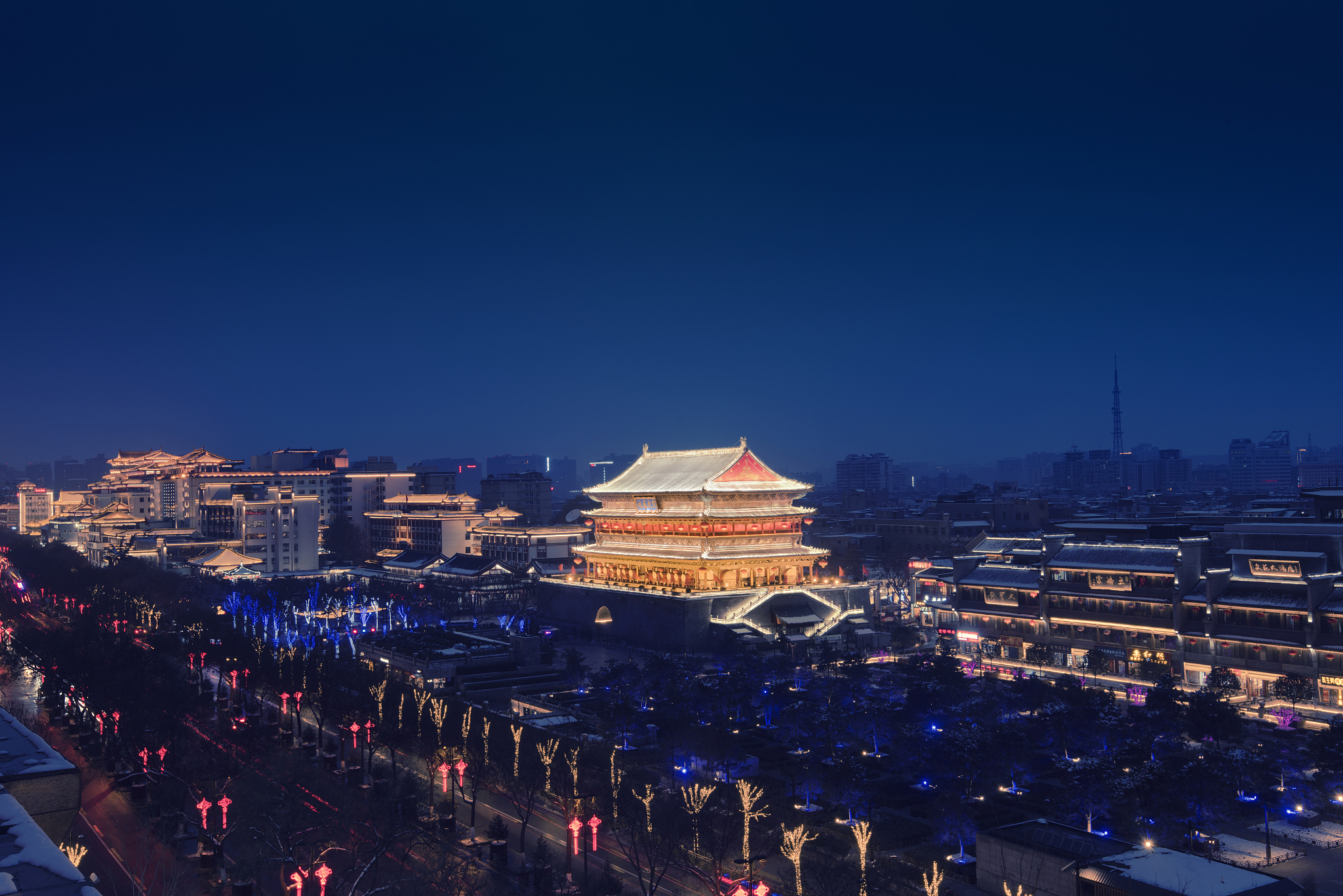 夜晚的鼓楼
