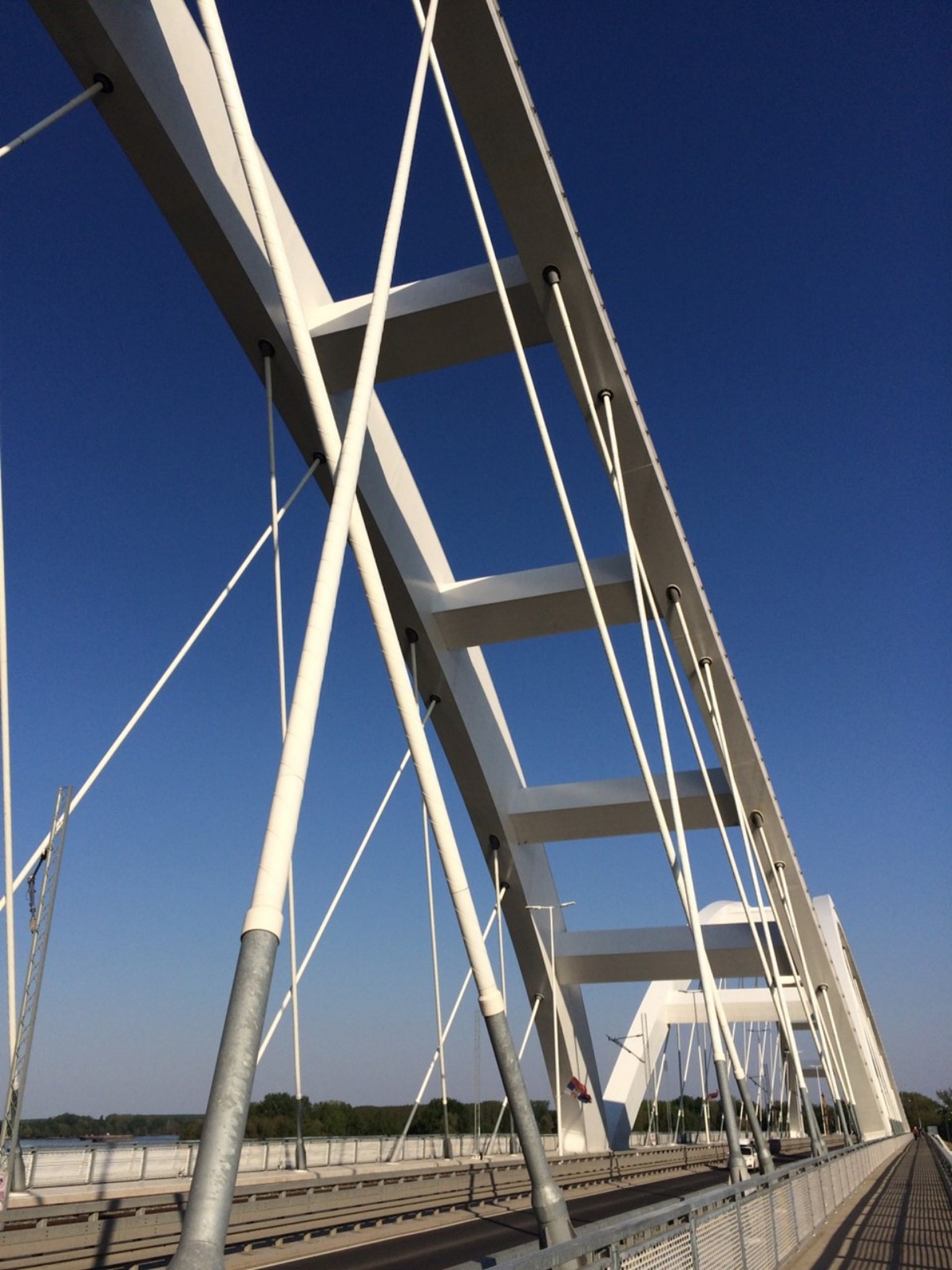 土木工程及道路与桥梁方向中工业设计、工程建设对标准和标准化的需求1000字