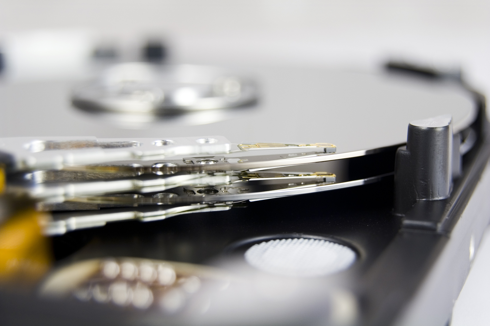 电脑系统盘显示是D盘正常吗？