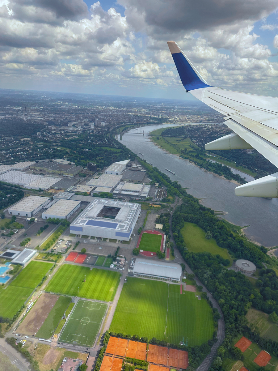 4C机场真的最小吗？盘点全球最迷你机场！