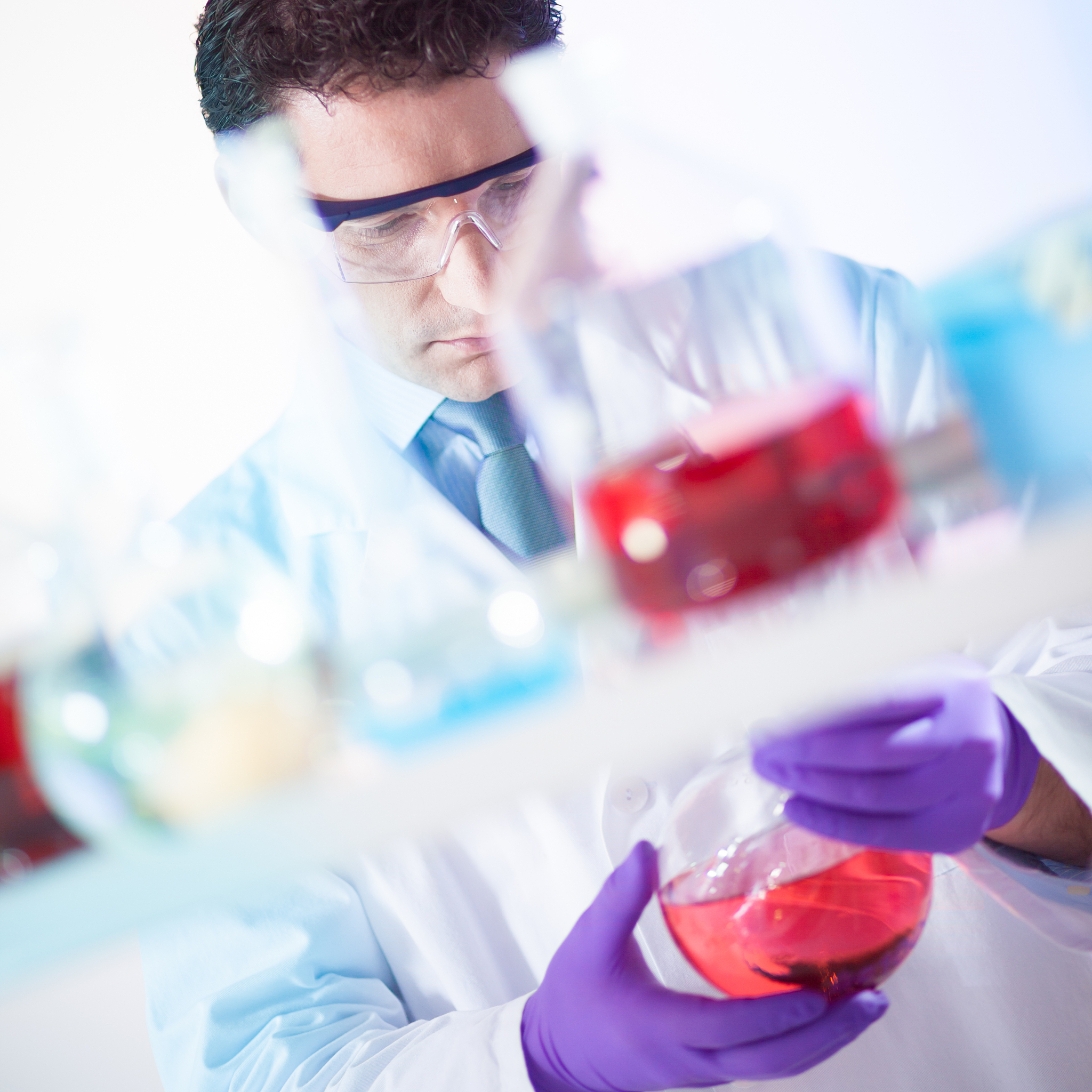 scientist单词拆分以及它的含义。