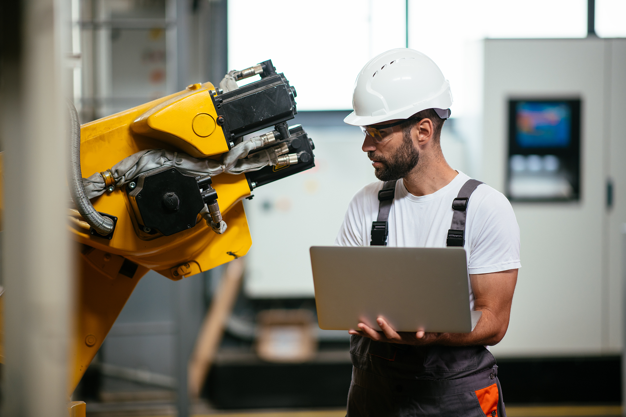 重庆工业学校模具制造技术毕业后学历 - 高职证书、本科、硕士等选择