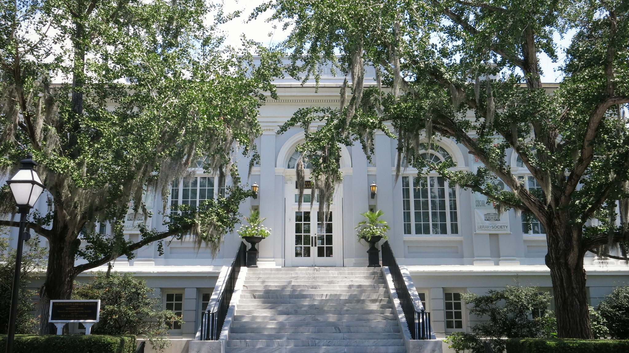 historic charleston library society, spanish oak on trees, south