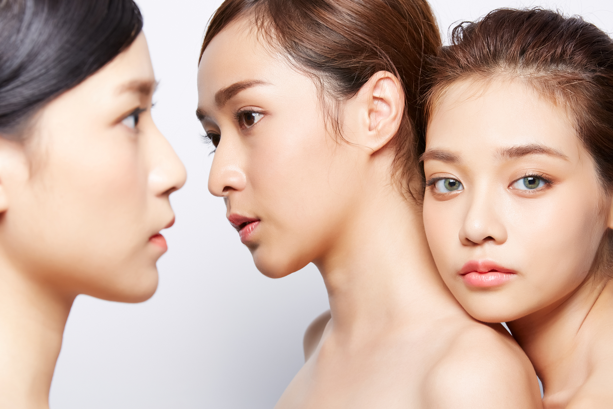 鼻子整形，告别自卑！医美鼻综合手术，塑造自信人生