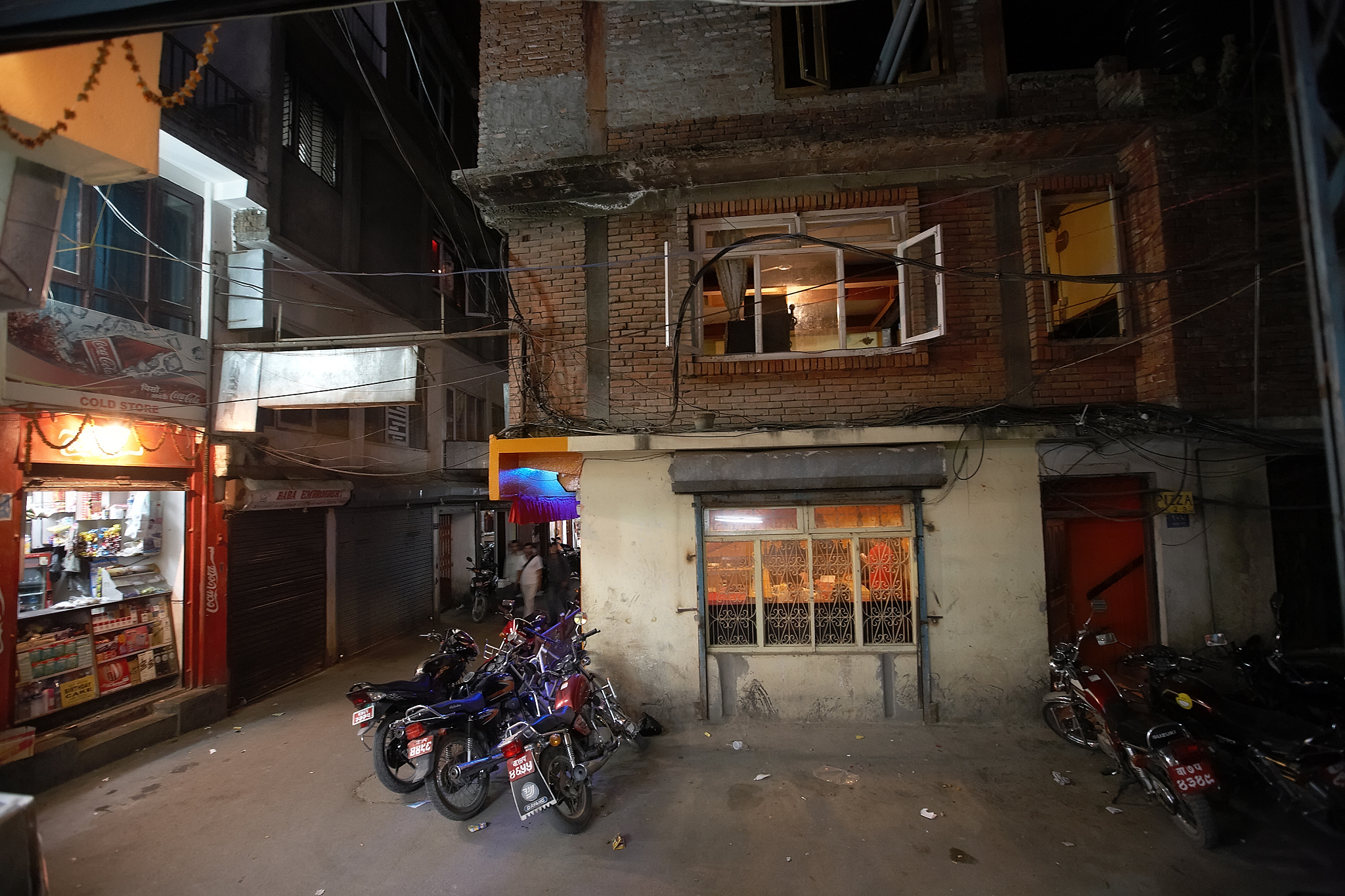 Live in Chengdu: Pros & Cons - Complete Guide to Housing, Food, Entertainment & More