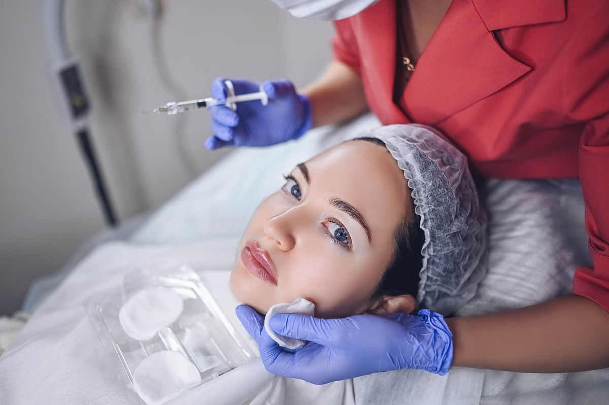 医学美容技术专业怎么样用发散