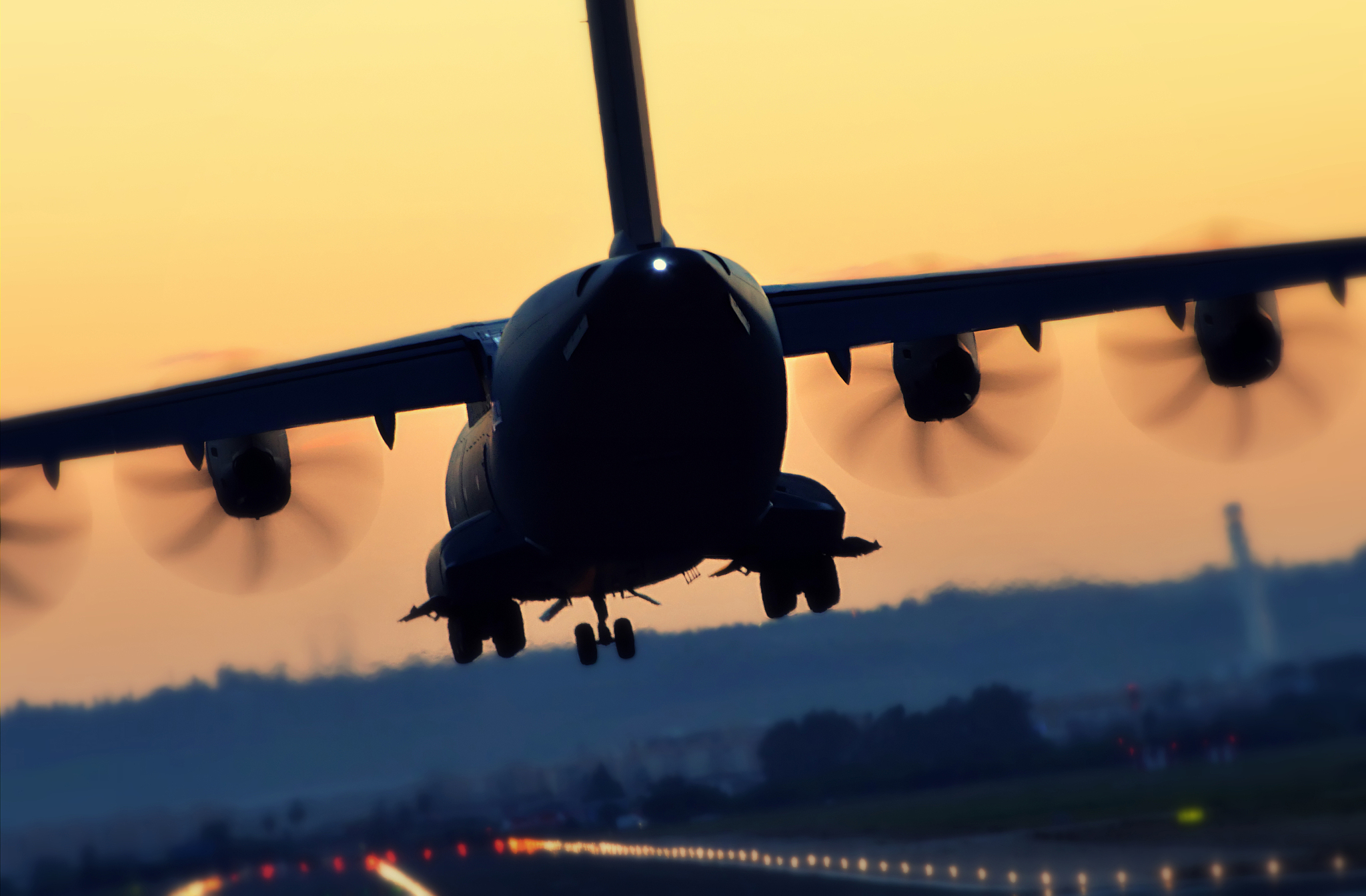 贵州航空工业技师学院白云校区航空工程技术专业招生简章