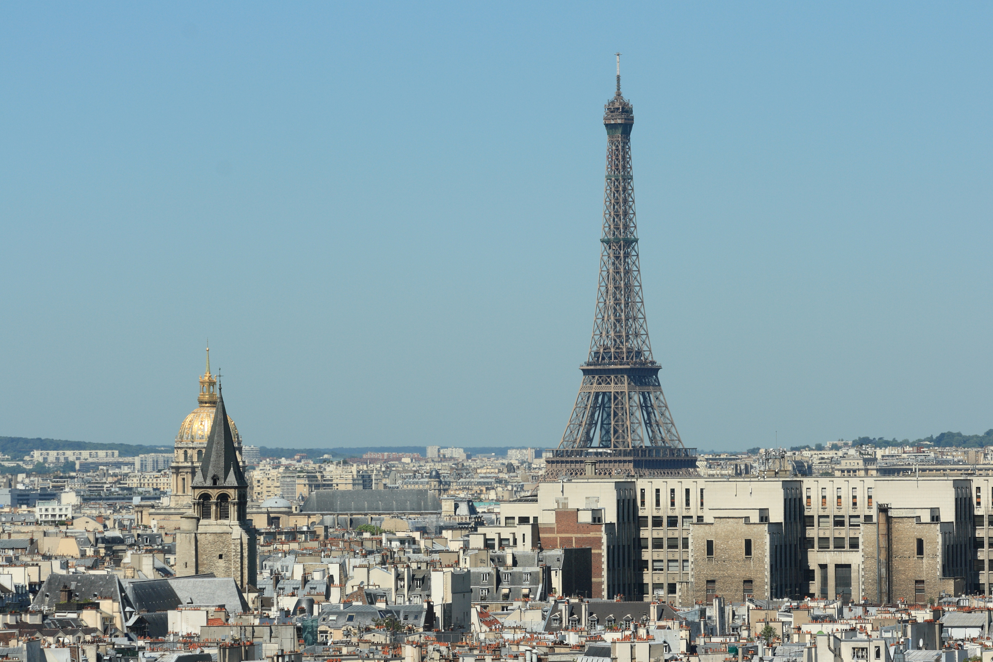 Tell me something about Paris