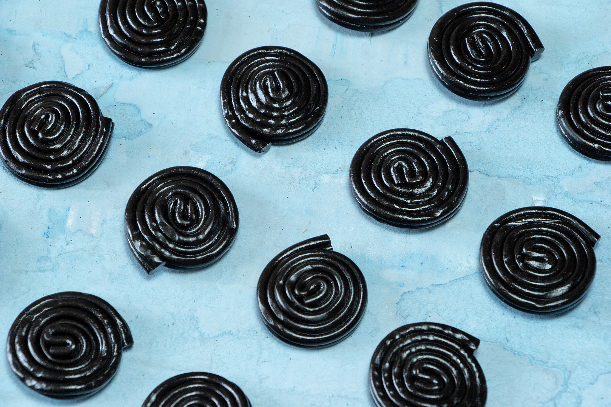 SPI通讯协议详解：原理、优势与劣势