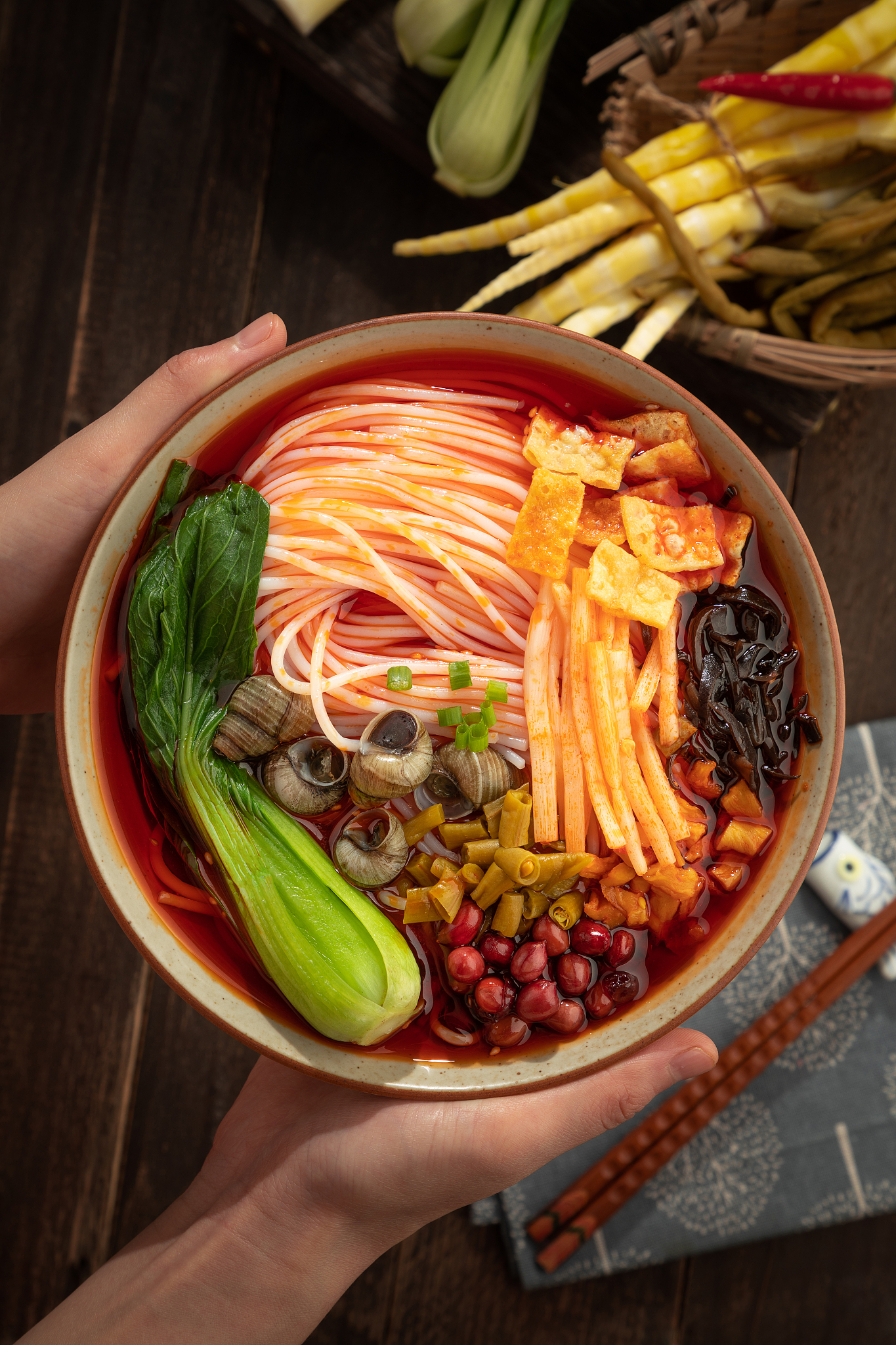 螺蛳粉的魅力：独特口感、营养价值、方便制作、多样口味