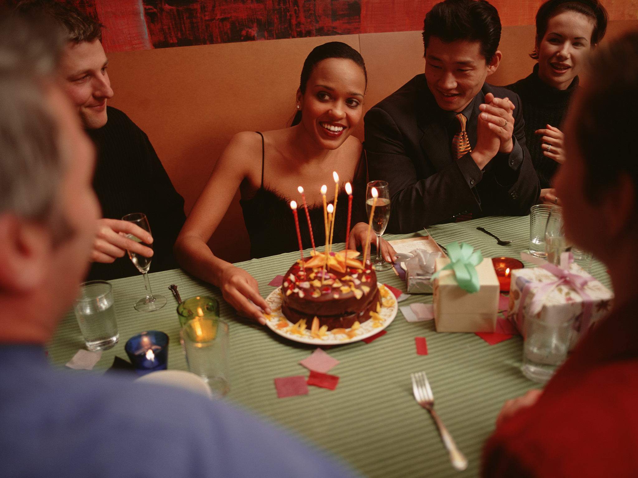 请假回外婆家庆生申请