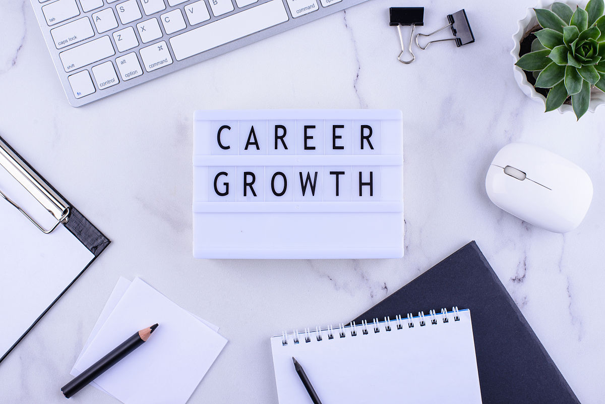 人民教师功成不必在我功成必定有我