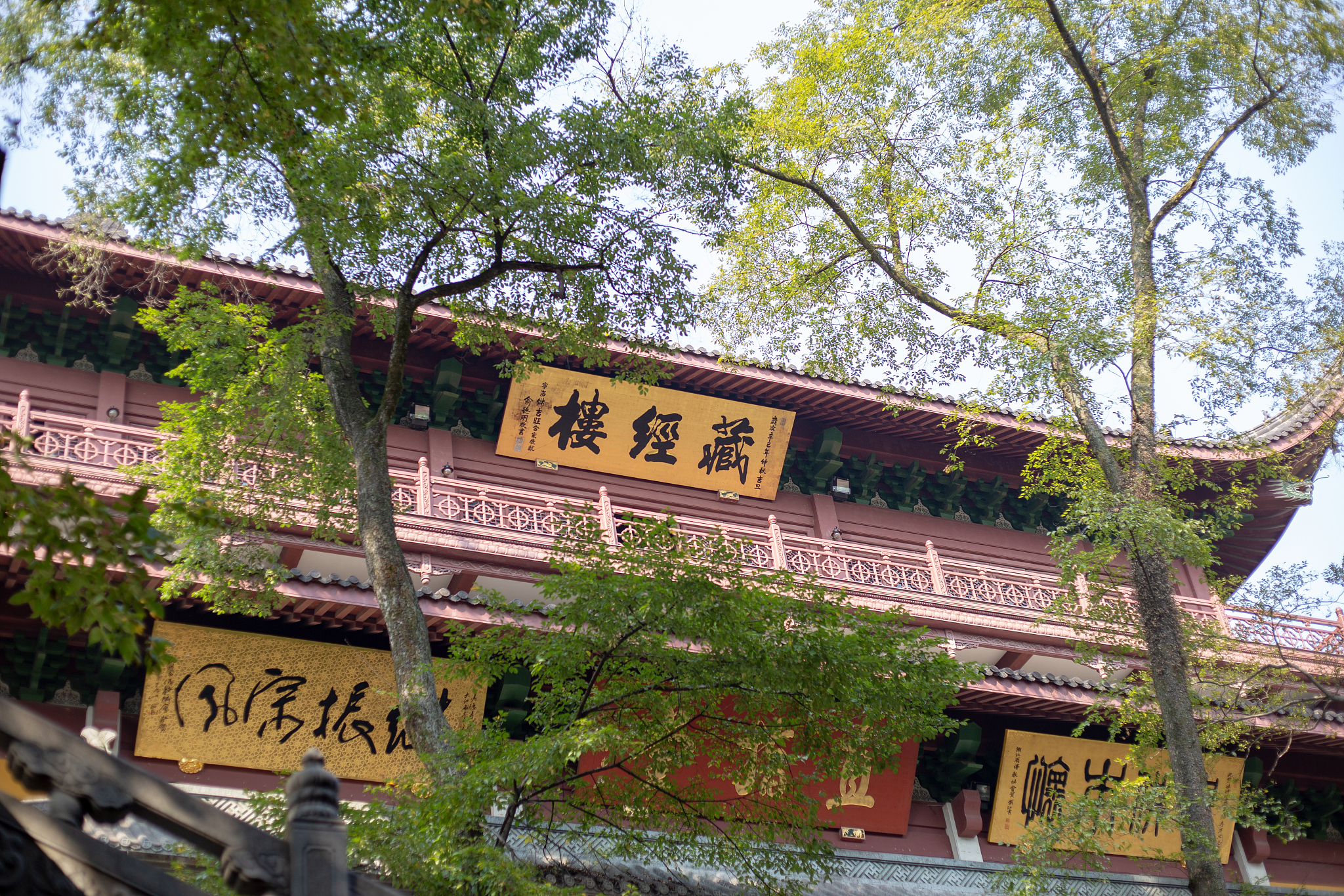 贵州省旅游学校2023年招生专业：新增旅游规划与设计、旅游管理与服务、旅游英语