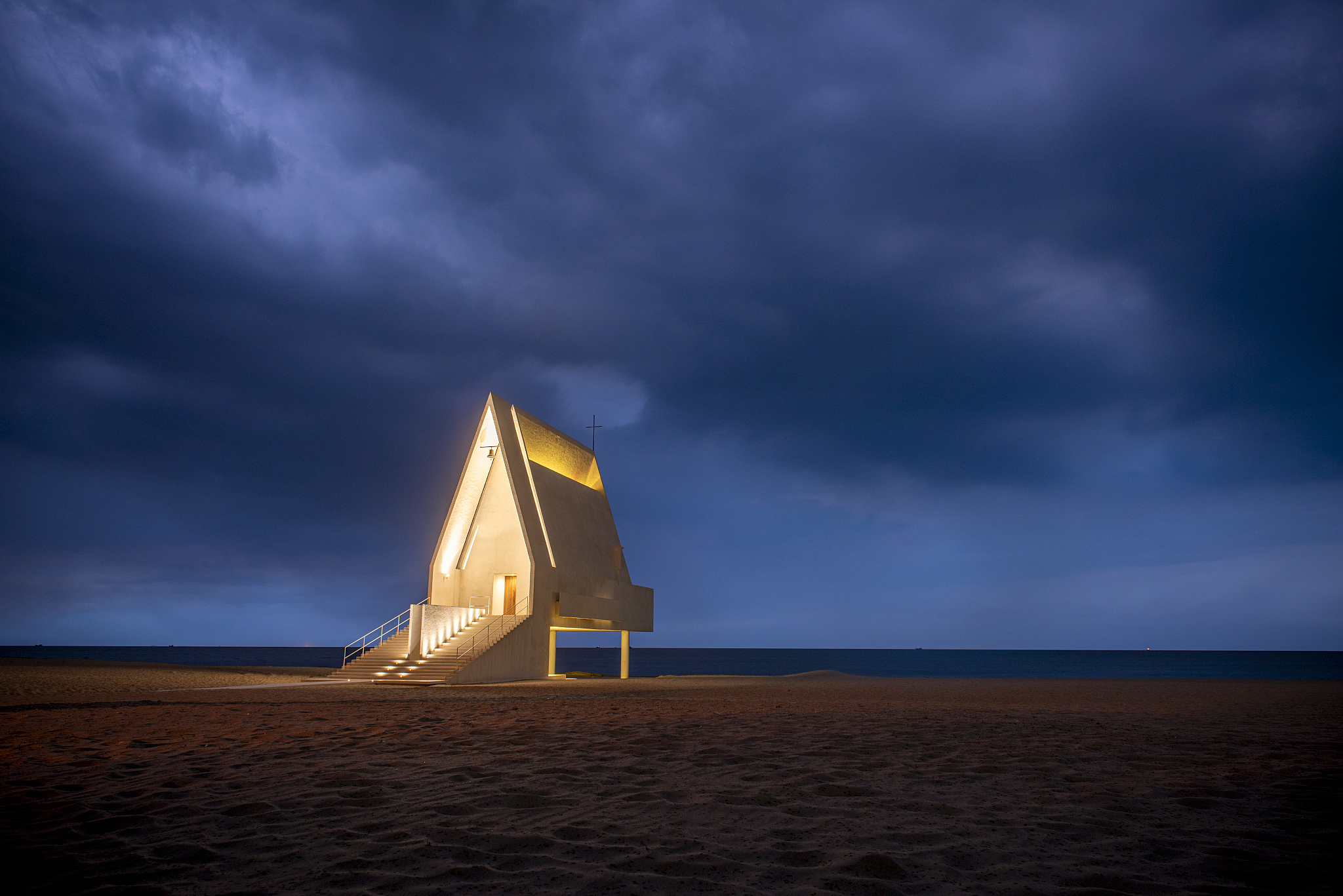 秦皇岛5天4晚旅游攻略：海滩、山海关、温泉，玩转魅力滨海城市