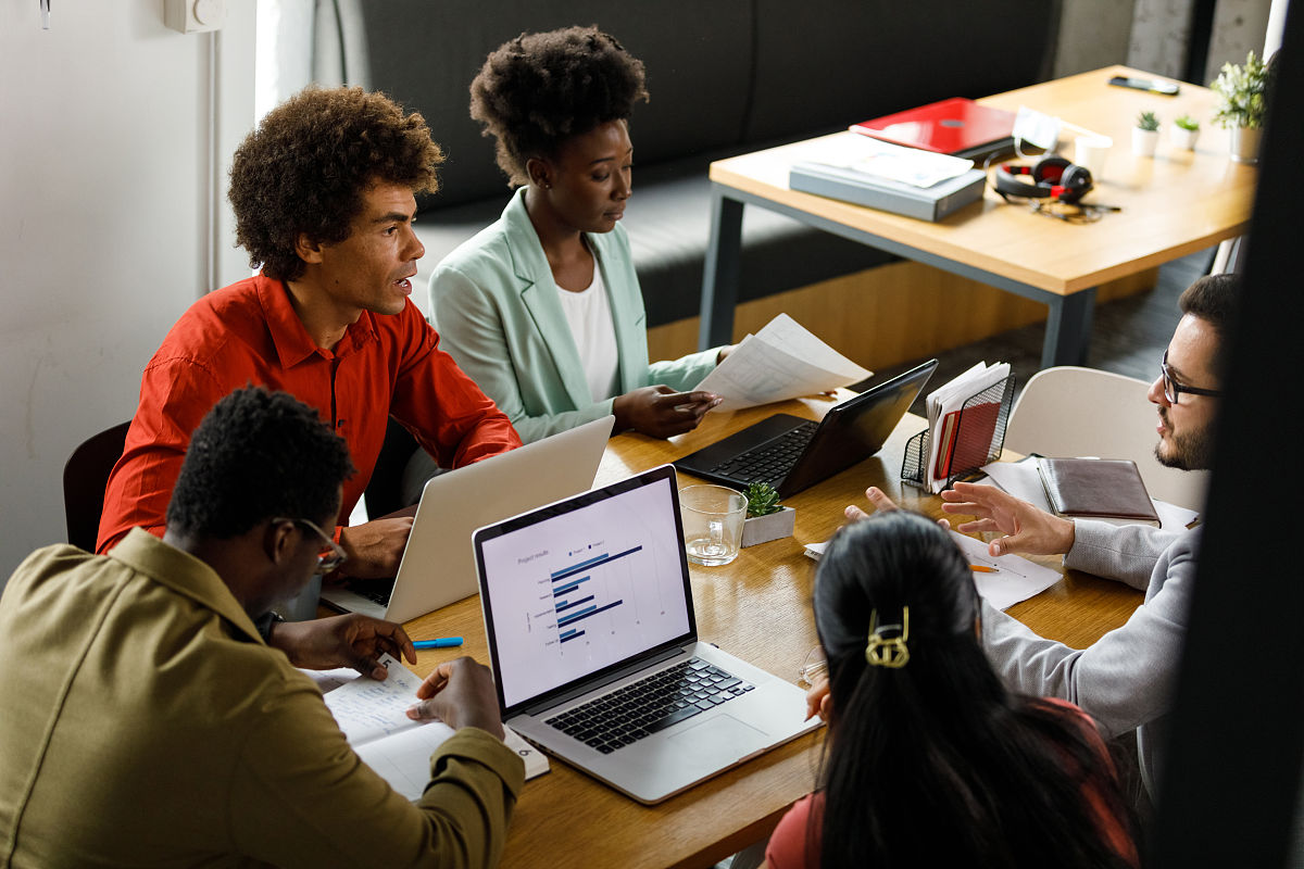阐述老旧小区改造项目居民参与意愿的影响因素是多元化的有必要进行识别研究