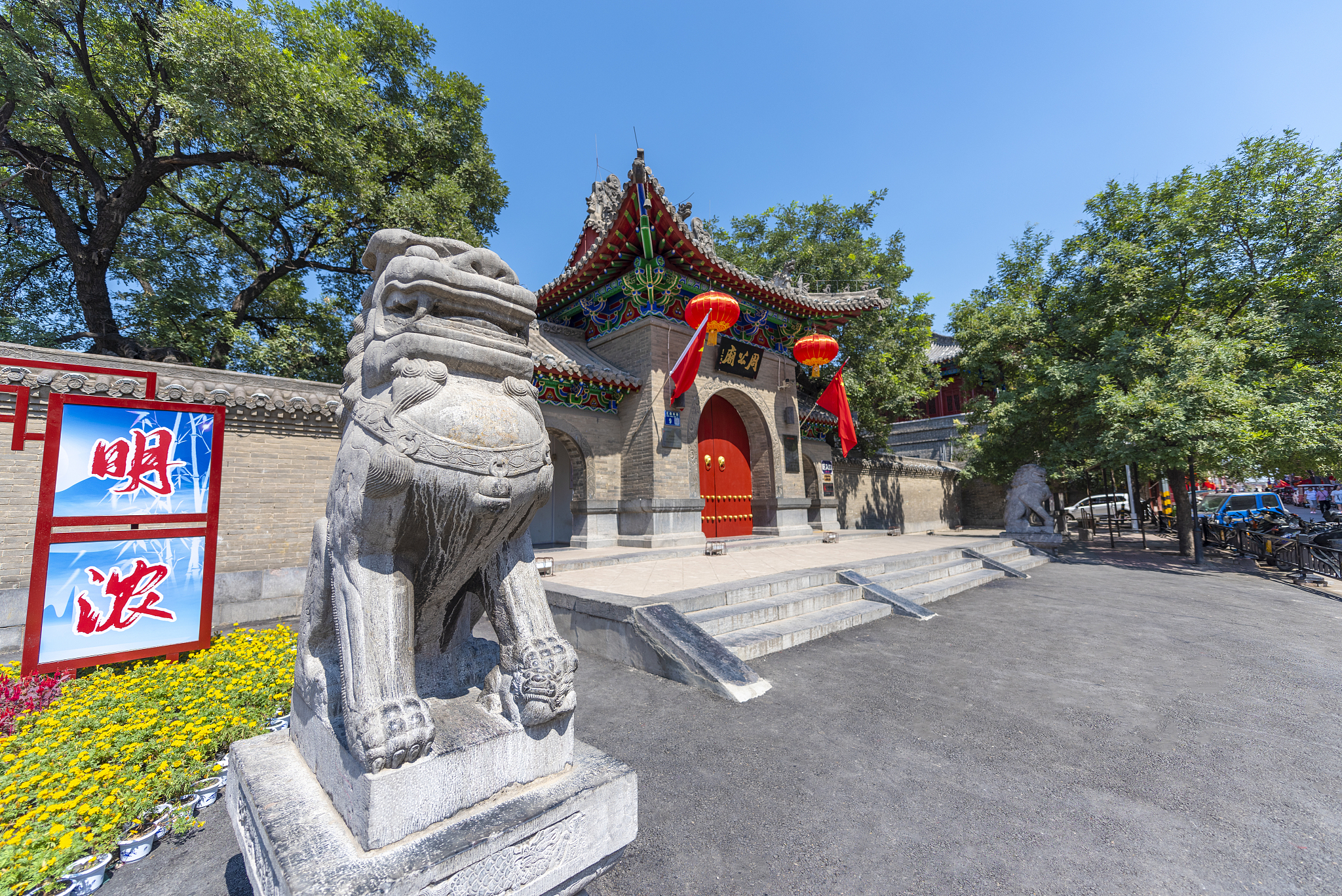 b我 b汝阳县怎么样brbchatcaict b作为河南省的一个县汝阳县具有丰富的自然和人文资源。其境内有众多的历史文化遗迹如汝南王城遗址、岳阳楼、张家界等。同时汝阳县还拥有美丽的自然环境如丹江湖、黄河湿地等。在经济方面汝阳县主要以农业和旅游业为主要产业。总体来说汝阳县是一个具有悠久历史和丰富自然人文资源的地方值得一游。br以河南汝阳县为主题写一首古诗