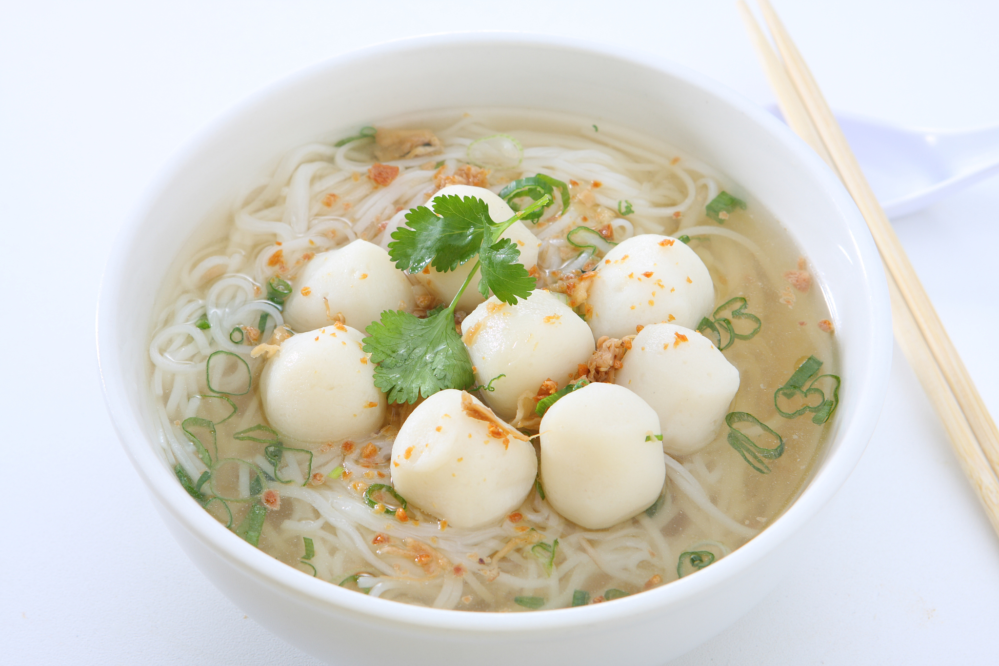 rice noodle soup with fish balls