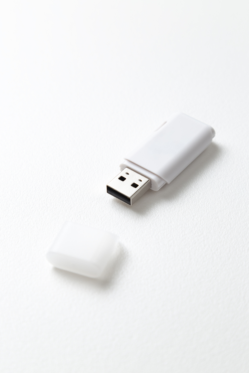 USB-C Hub vs. Docking Station: Amazon Differences Explained