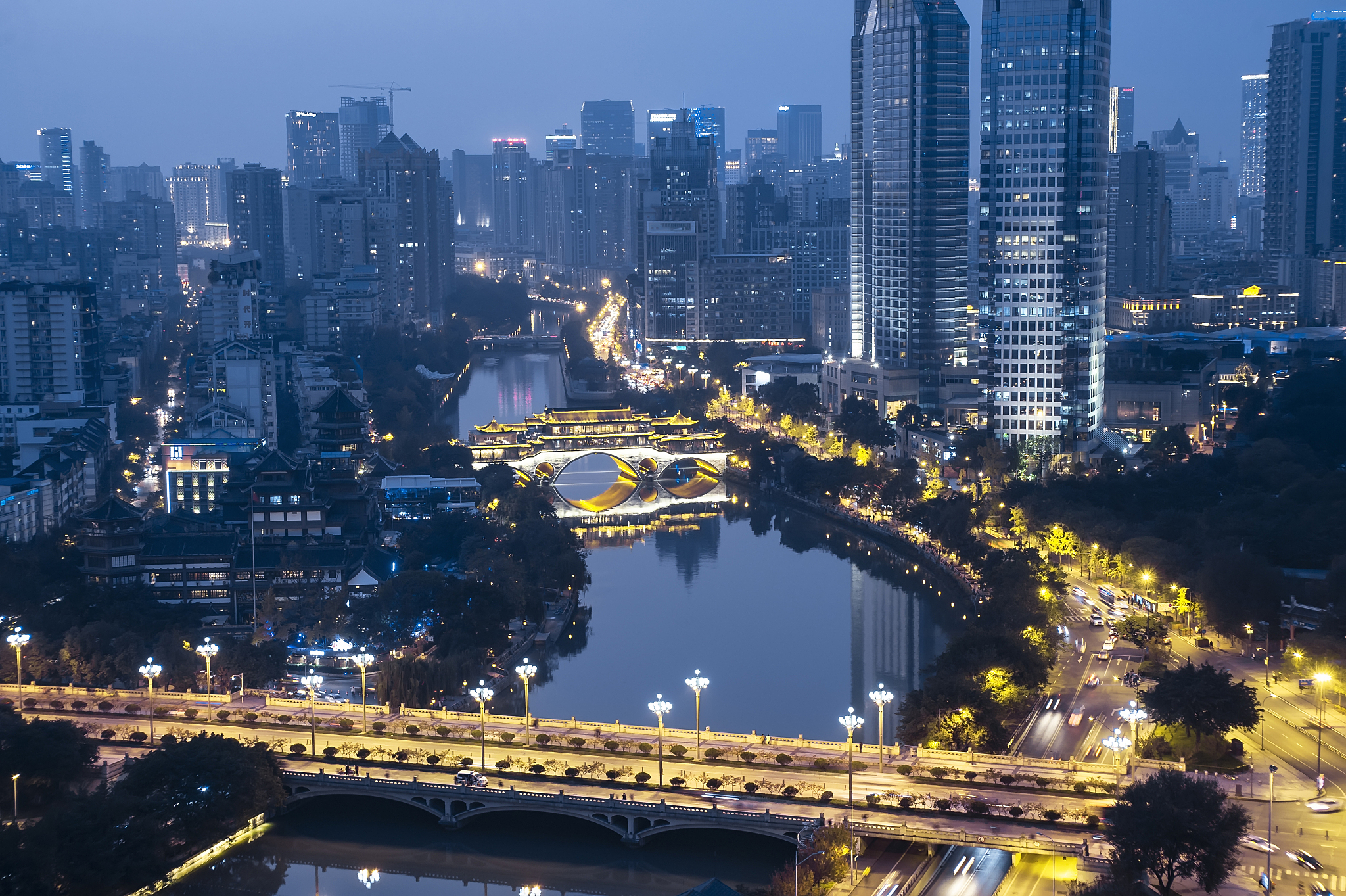 成都廊桥夜景