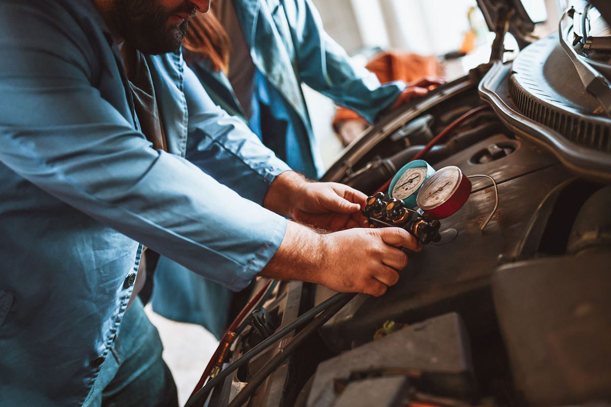 2023年徐州市中等专业学校招生简章及专业介绍 - 培养技术人才，开启职业梦想