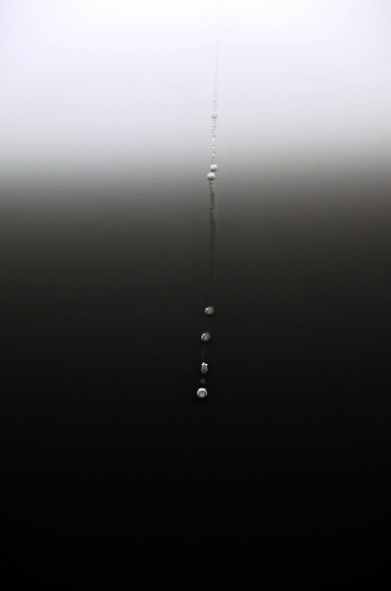 深夜emo文案：拥抱孤独，感受心灵的温度