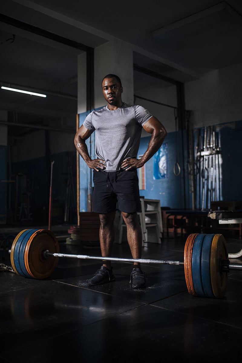 女生如何和比自己年龄大的女生谈恋爱