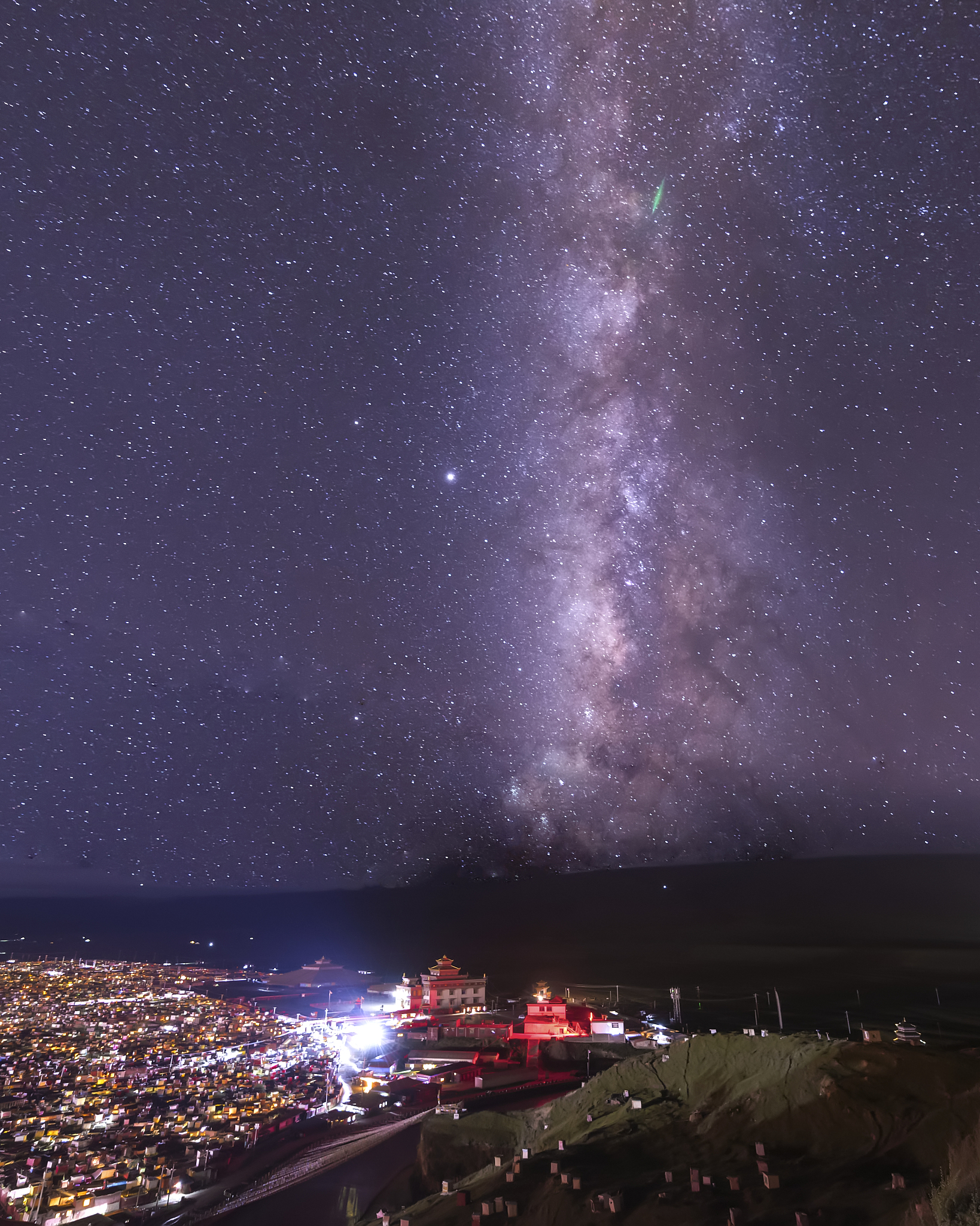 重庆至白玉县怎么坐车帮我用200字详细描述