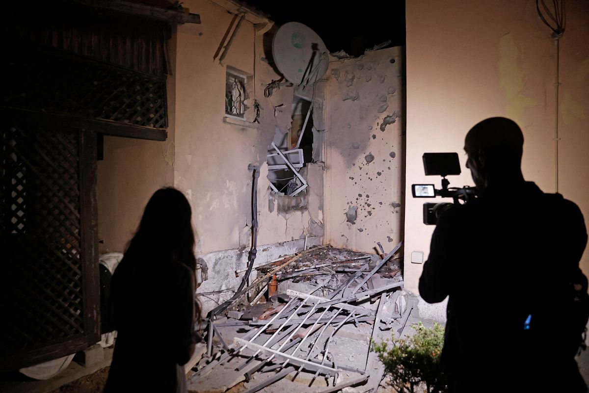 以色列驻华大使馆抖音账号关闭评论区！这操作，让我等礼仪之邦的人看得是目瞪口呆！