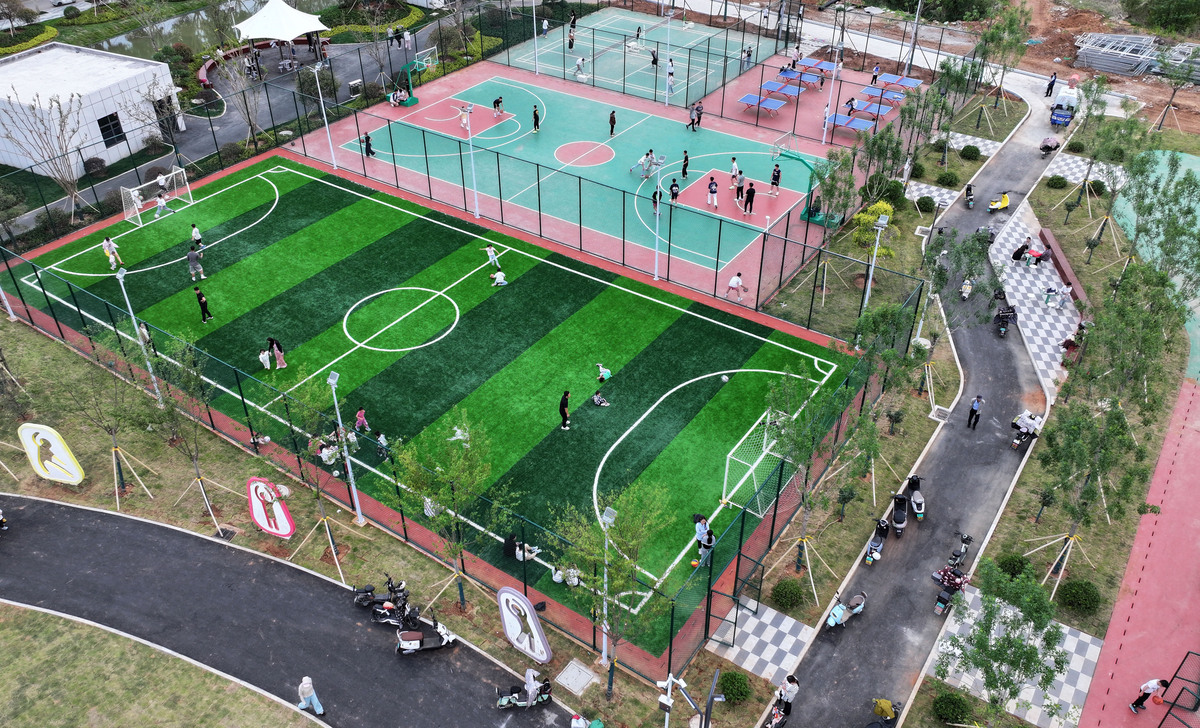 篮球场改造公示