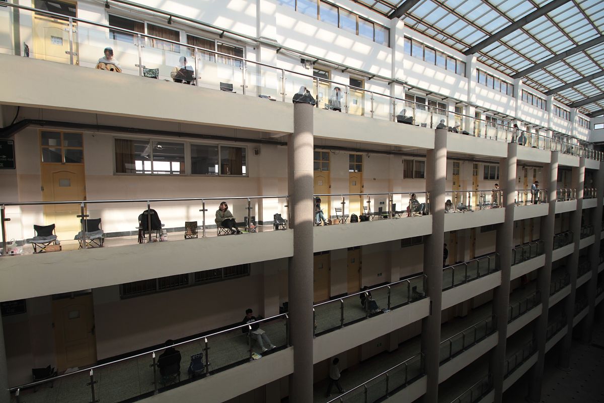 陕西能源职业技术学院数字媒体应用技术专业好不好？