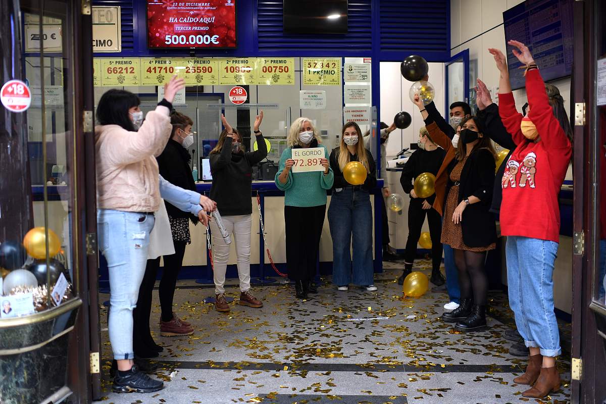 当地时间2020年12月22日,西班牙马德里,西班牙圣诞彩票开奖,售出头奖