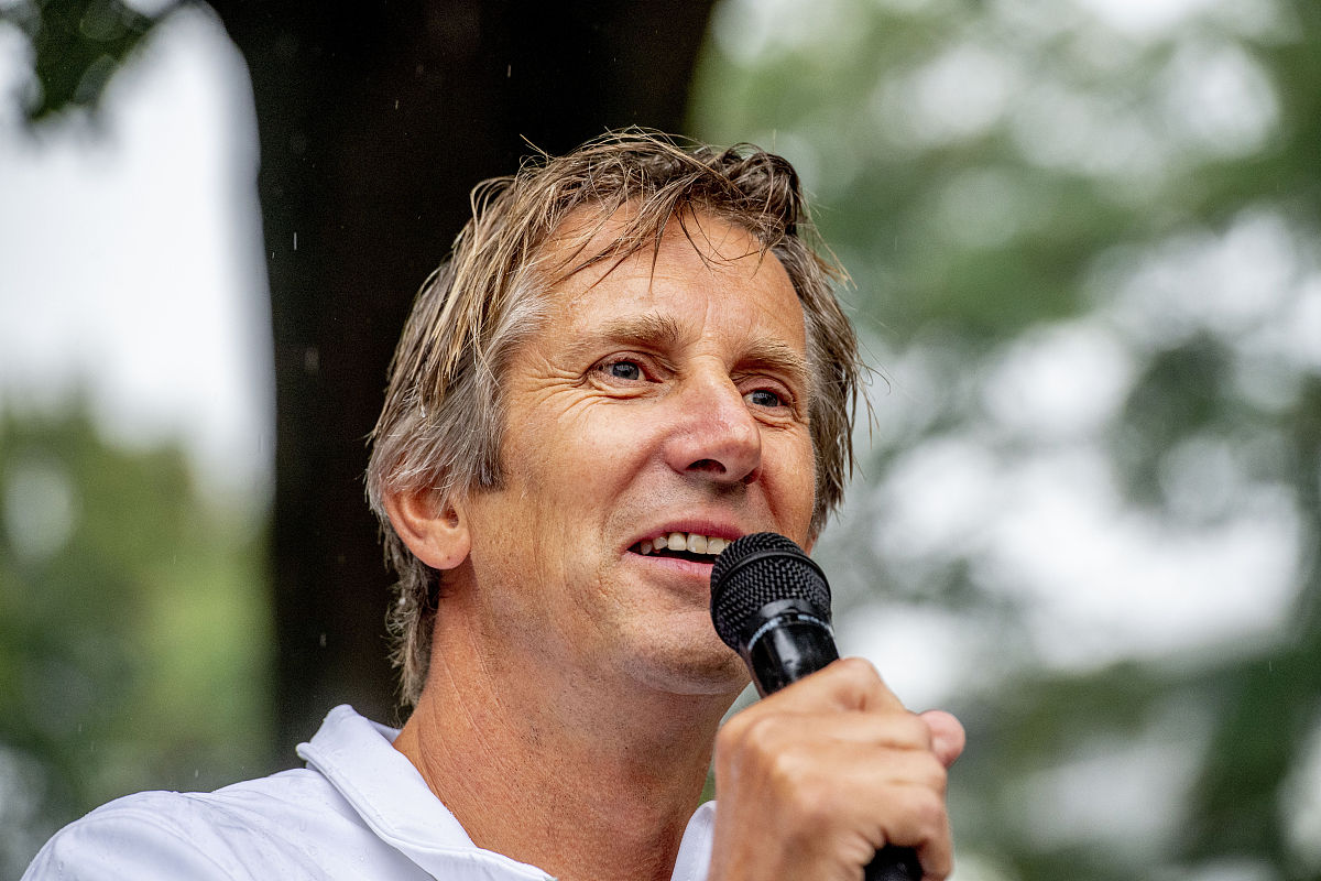 Chinese to English Translation Service: Reduce Costs, Footprint & Improve Factory Image