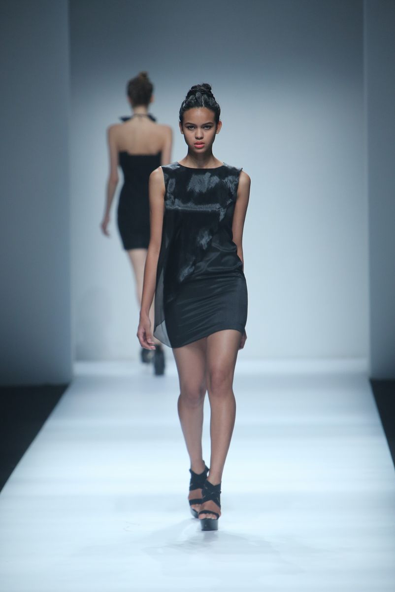 重庆市涪陵区职业教育中心服装制作与生产管理专业课程设置