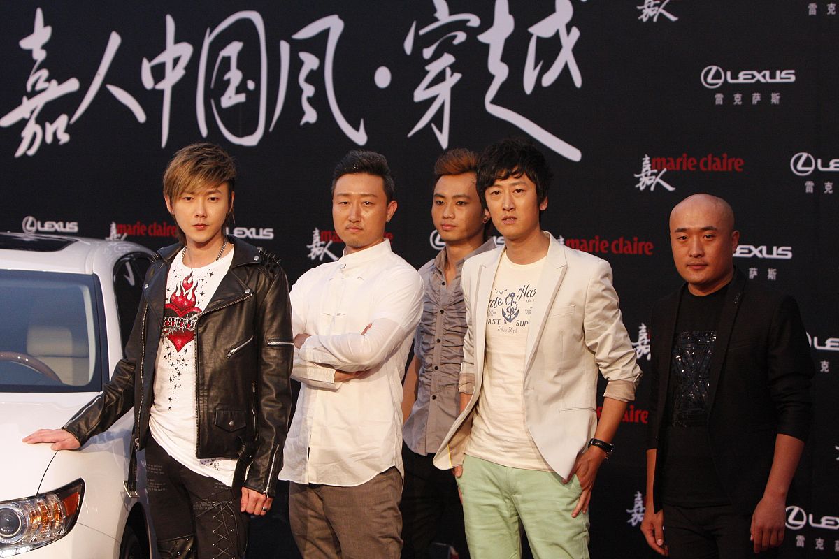 李浩龙是叶星云的哥哥？回答加拓展