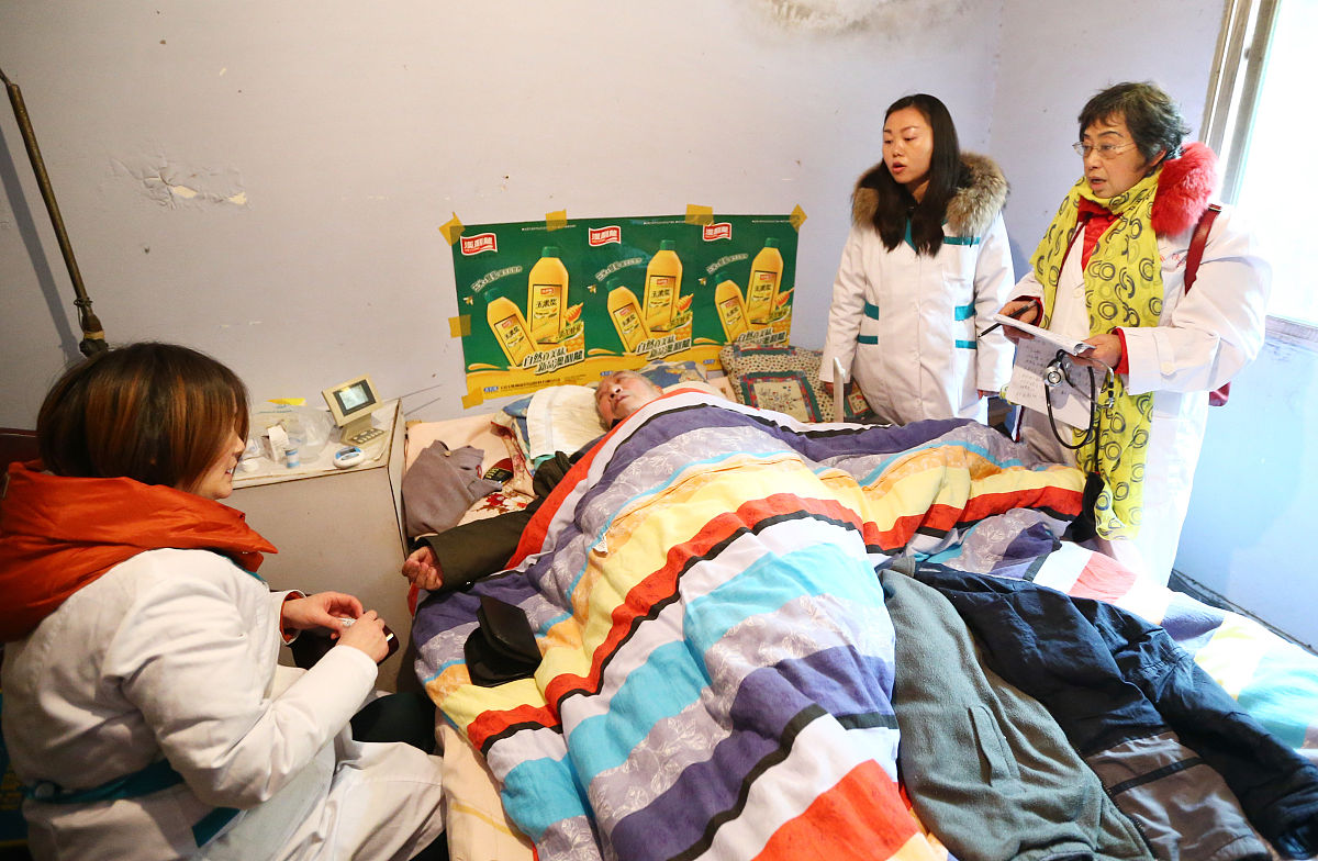 中医减肥咨询组组长主要负责转化顾客到医院消费前半年工作述职800字左右