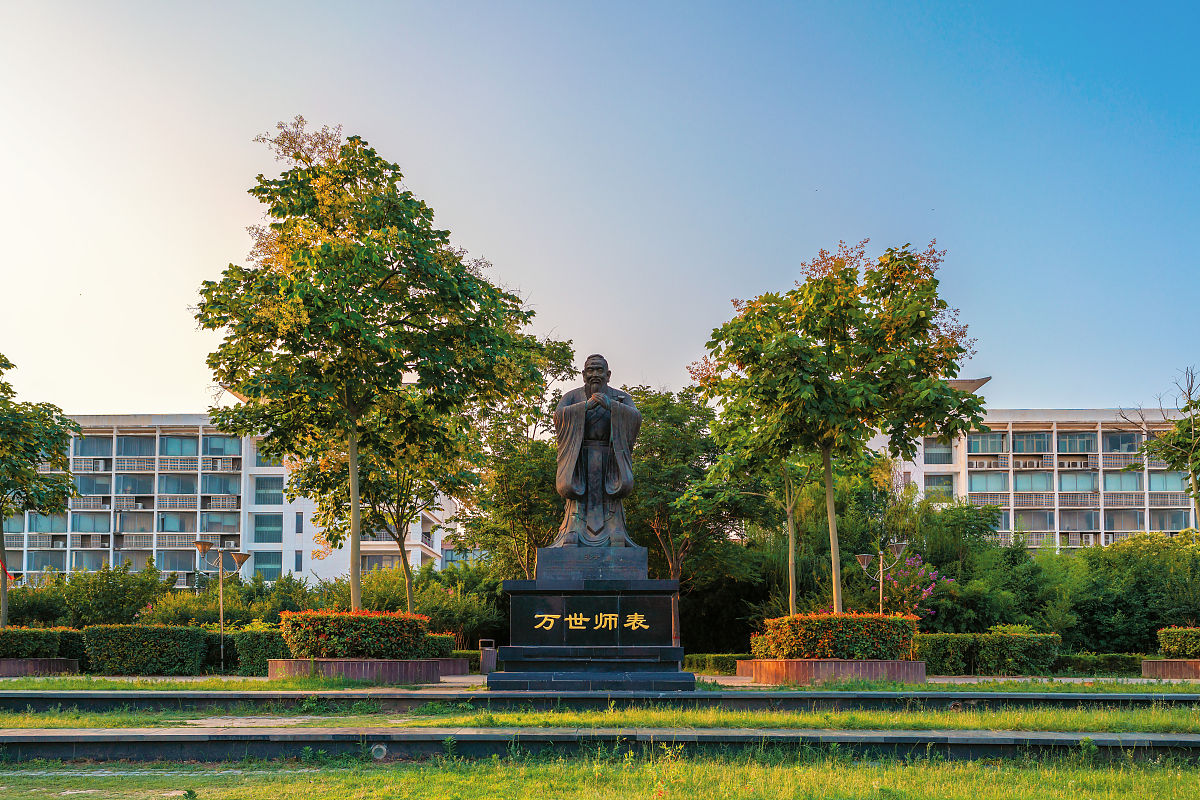 2018年06月23日,河南省开封市, 河南大学金明校区.
