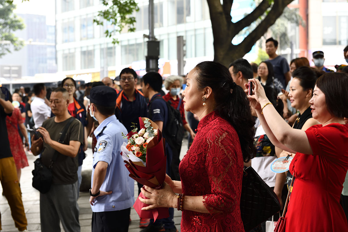 小学语文奇妙现象课程教案：激发兴趣，培养能力