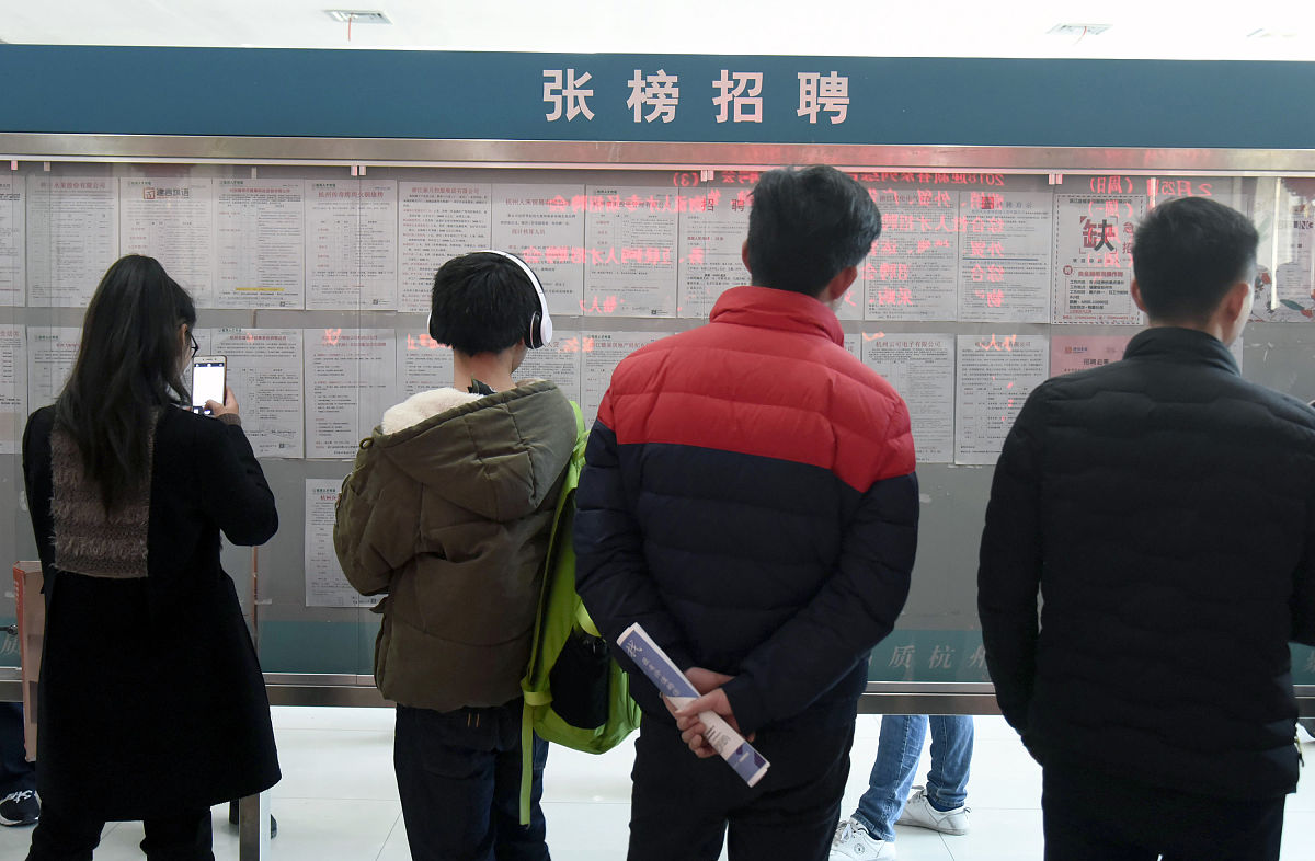 20条回复：临近开学杭州许多中小学校长在忙招聘因为太缺了