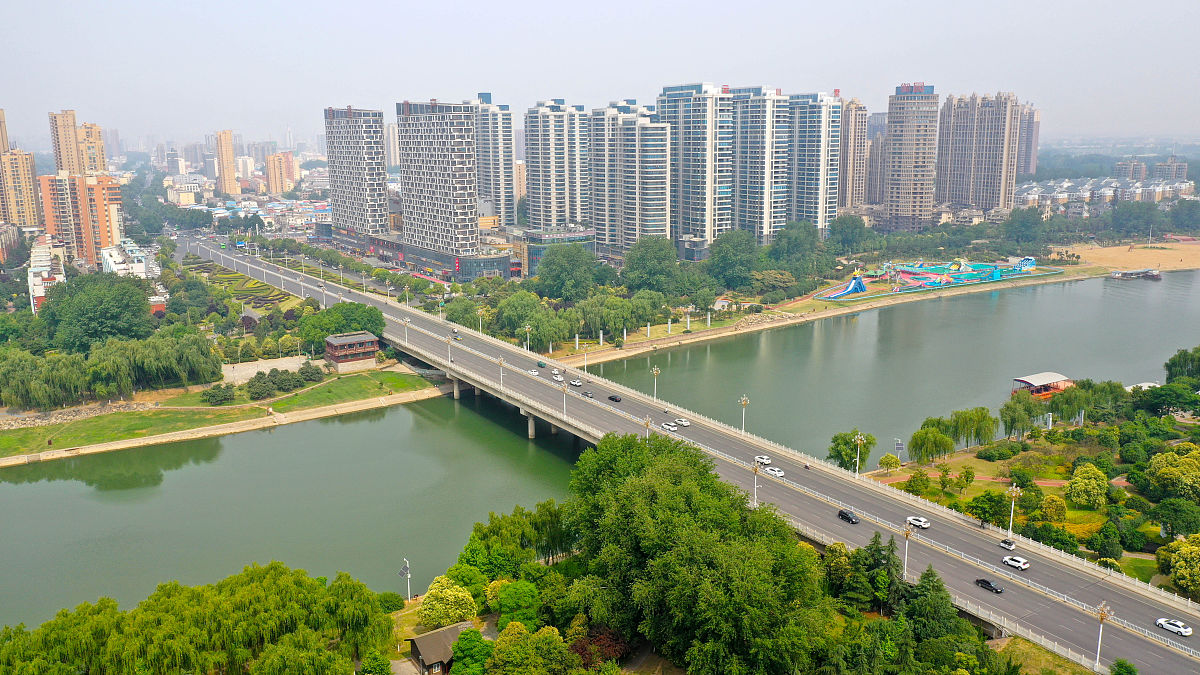 2021年6月12日,河南漯河,航拍的国家食品名城漯河市局部.