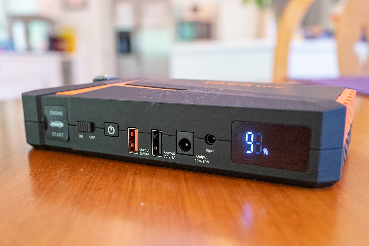 利用imax6ull实现每隔3秒定时通过串口输出当前时间和次数计数、串口输接收用户输入命令控制亮灭、开发按钮、BEEP驱动程序和测试程序实现每按下按钮切换beep响起和停止的实验后产生的收获感想要求八百字