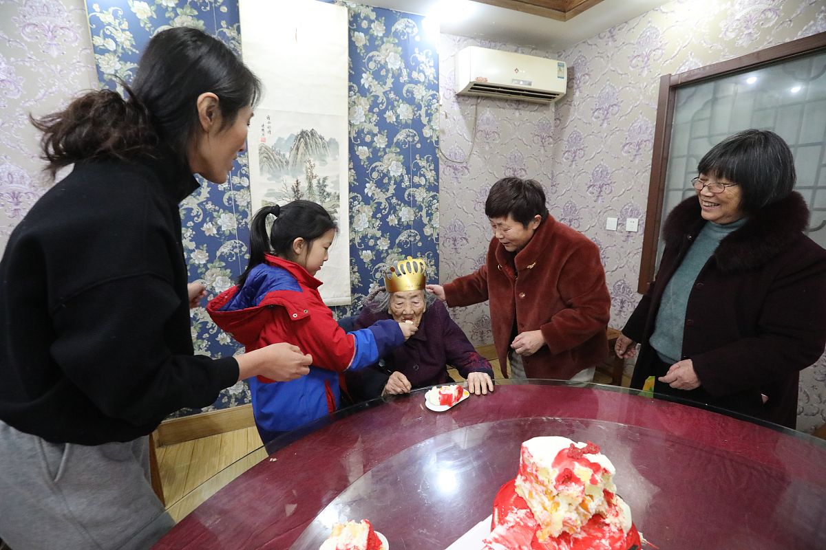2022年1月14日上午,山东省日照市东港区秦楼街道大<strong>卜</strong>家庵子社区的张