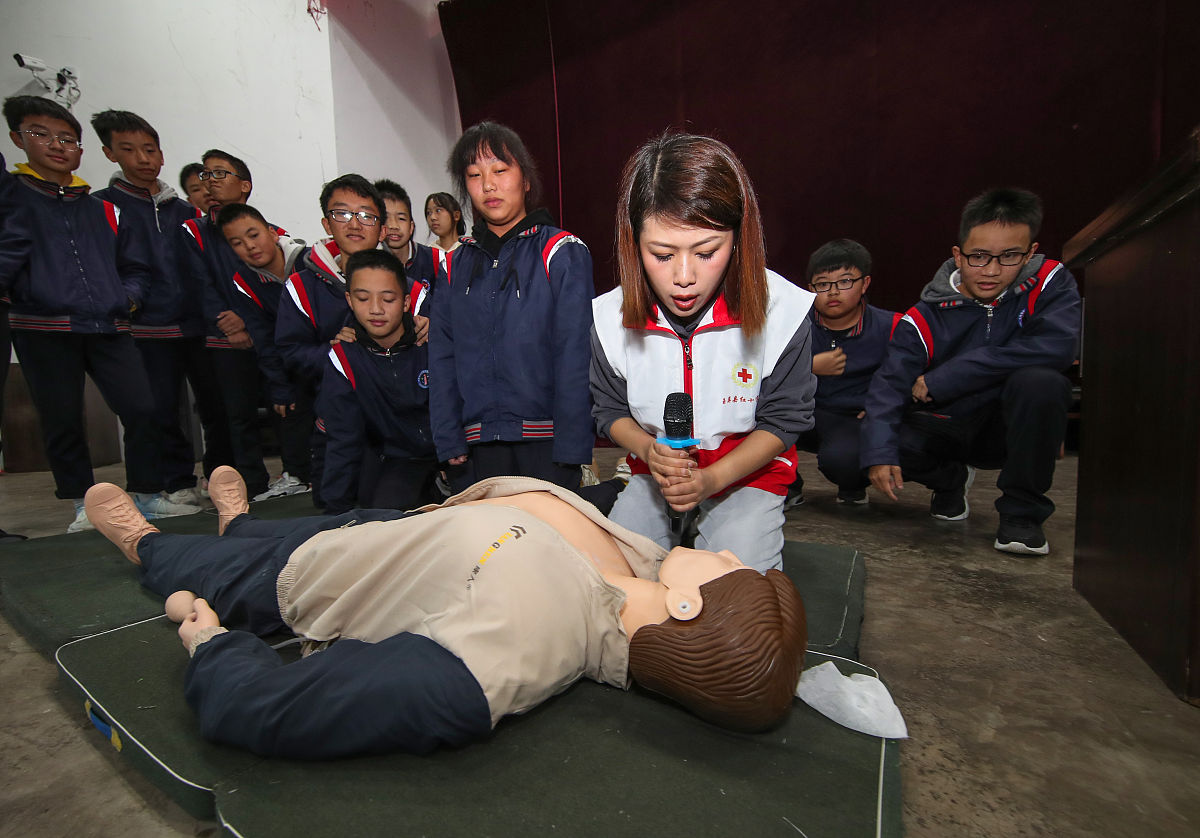 大学生参加万方数据讲座的观后感