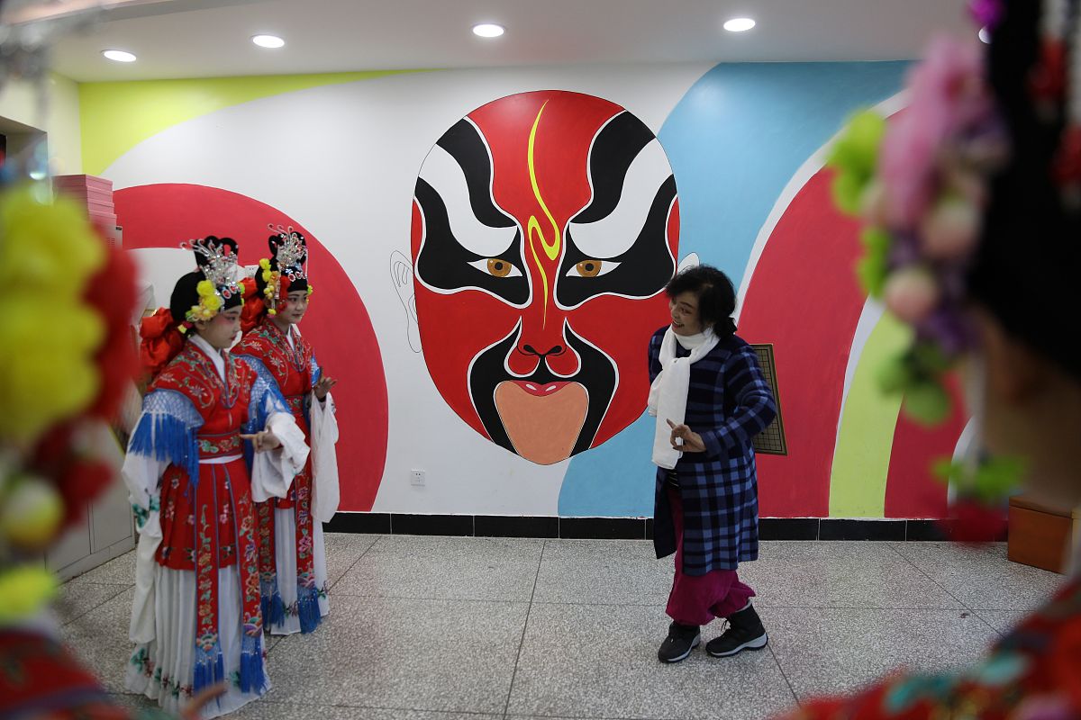 提升小学京剧文化传播教学环境的对策研究