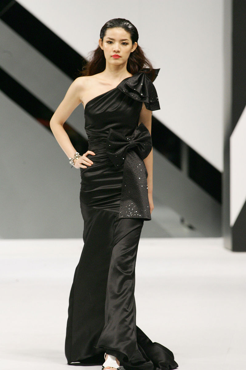 2010年1月19日讯,香港,2010香港时装周(秋冬).moiselle品牌秀场.a mod