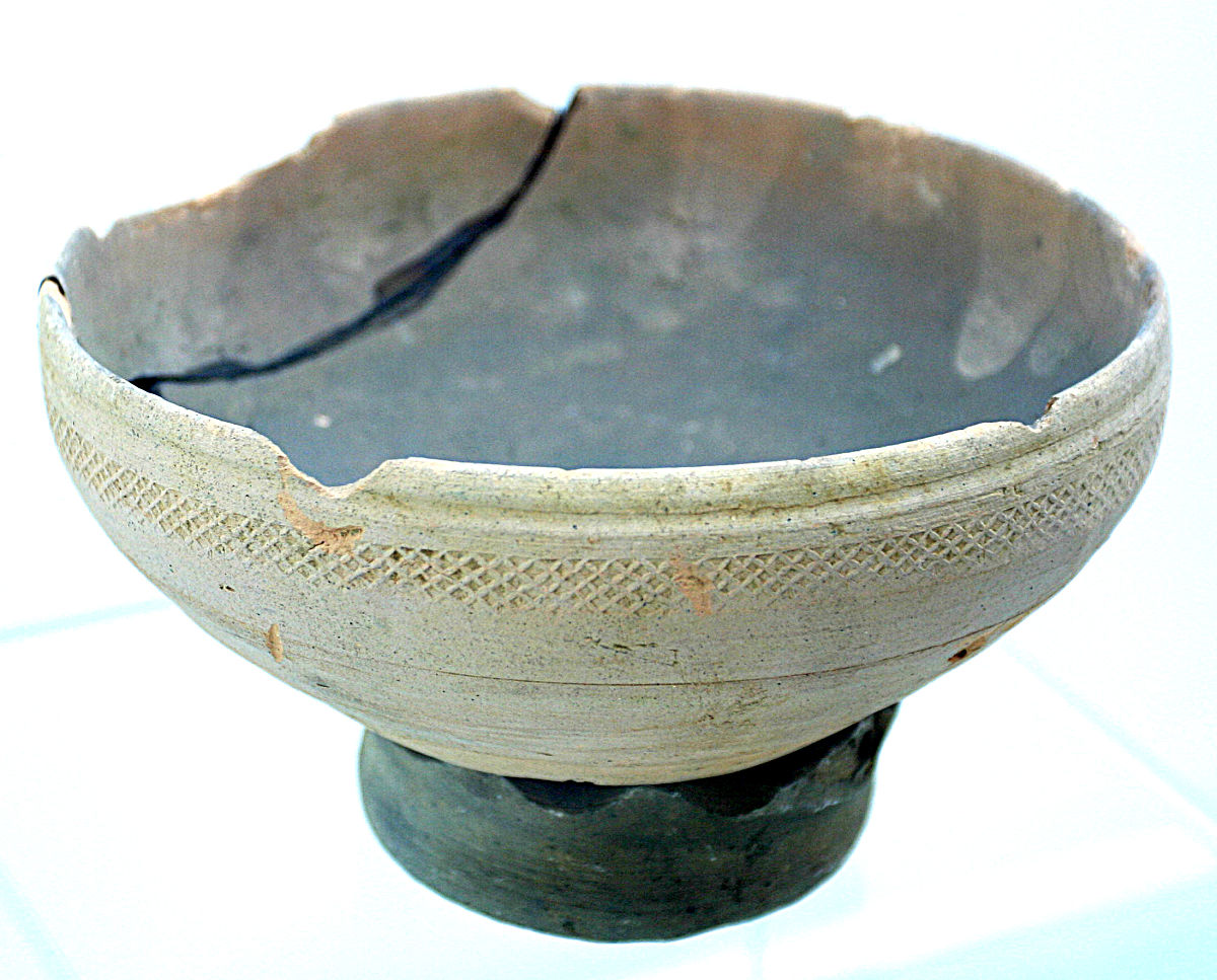 湖泗窑青瓷制作工艺详解 - 探索青翠釉色的奥秘