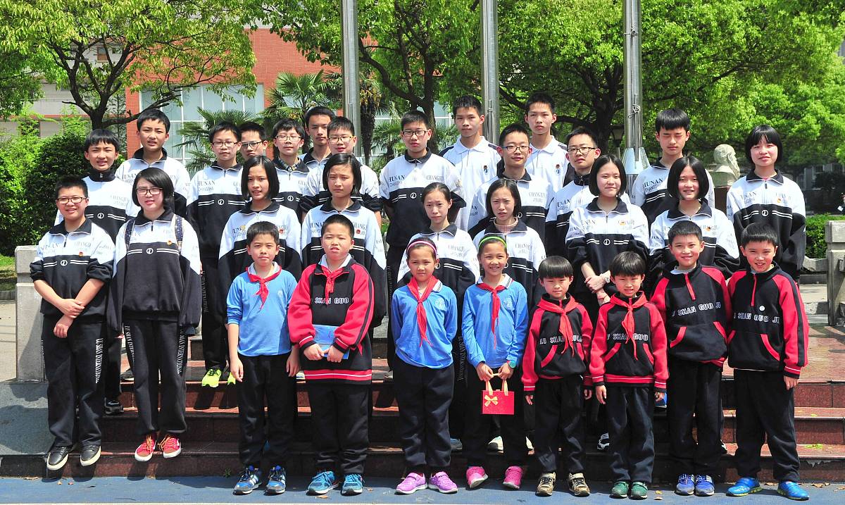 四川省资阳市实验外国语学校师资力量、荣誉及建设 - 优质教育选择